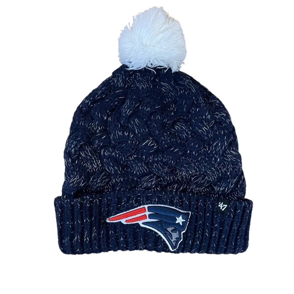 New England Patriots ‘47 Women’s Fiona Logo Cuffed Knit Pom hat Sparkle